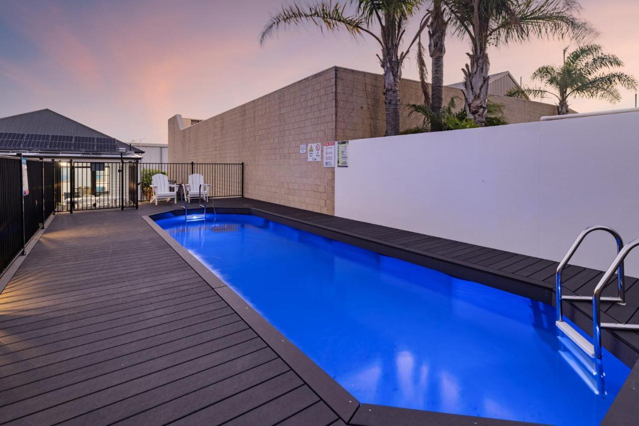 Deco Beach Luxury Apartments Port Lincoln Eksteriør bilde